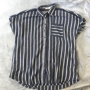 ⭐️ !!!Bundle Sale 3/$15!! Hopely button up